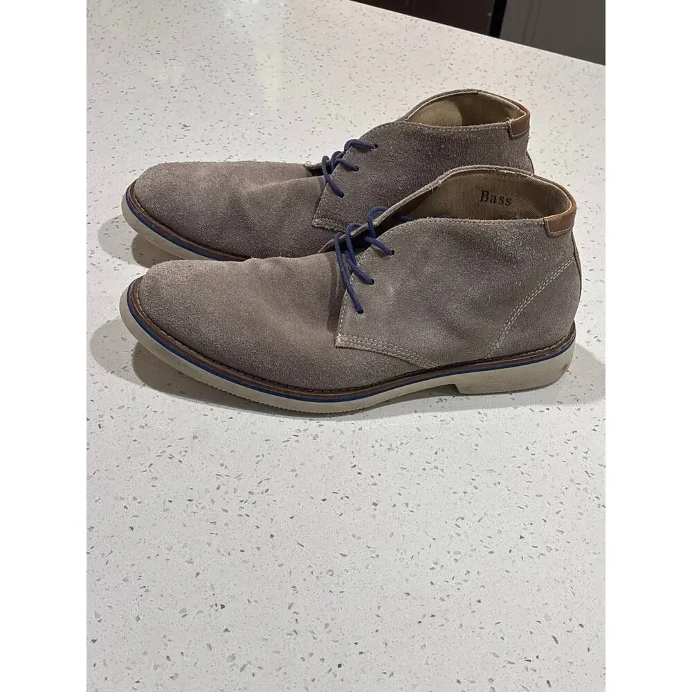 G.H Bass&Co Men’s chukka boots size 9.5